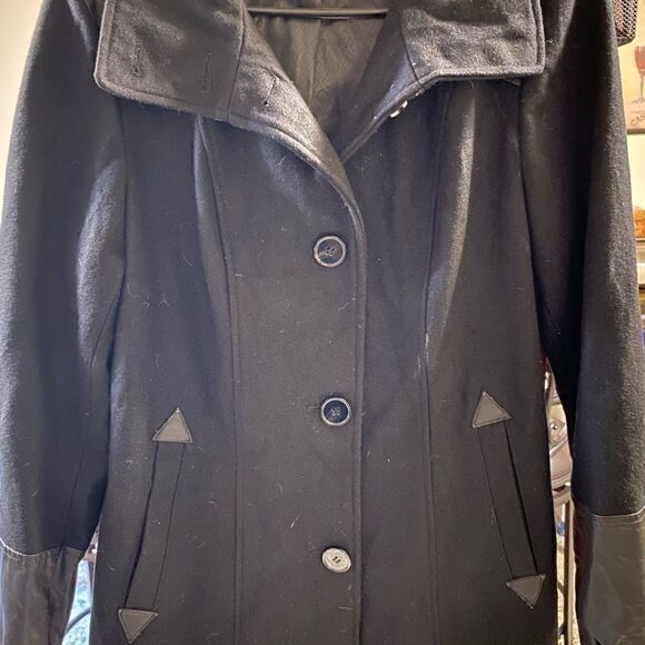 Nicole Miller Black Pea Coat – Timeless Elegance (Large) - Picture 2 of 7